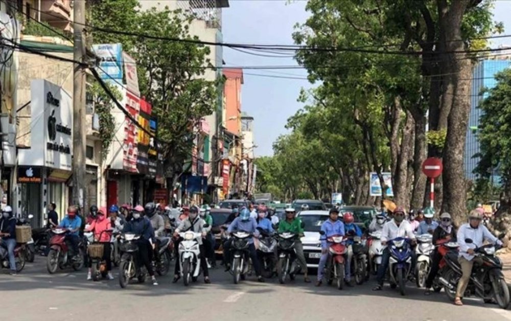 Dự báo thời tiết ngày mai 2/5: Bắc Bộ hửng nắng, Nam Bộ tiếp tục nắng nóng