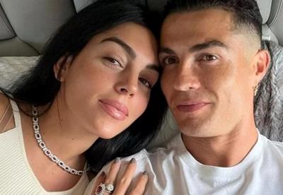Nhẫn kim cương 4 triệu USD trên tay bạn gái Ronaldo