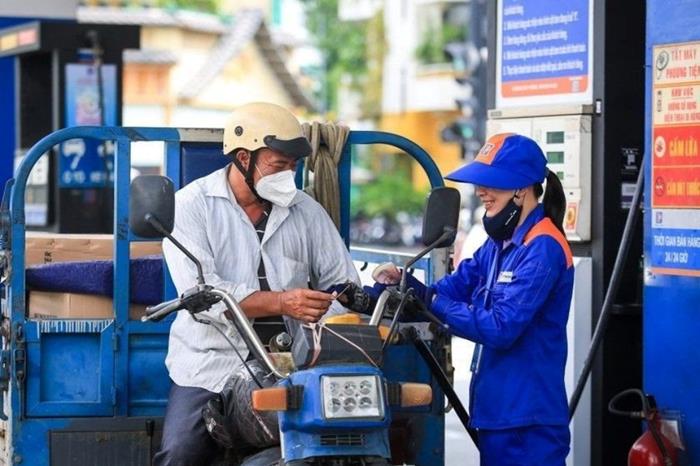 Giá xăng giảm từ 15h hôm nay 9/7, xăng E5RON92 giảm mạnh nhất