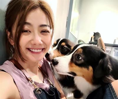 Mỹ nhân Đài Loan đề nghị chồng 'triệt sản' để cùng tận tâm nuôi chó, mèo