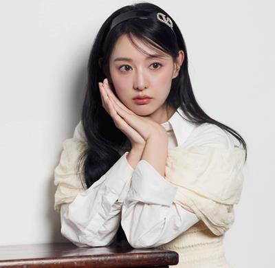 'Nữ hoàng nước mắt' Kim Ji Won bị đả kích dữ dội vì nghi vấn trốn thuế mua nhà 4,5 triệu USD