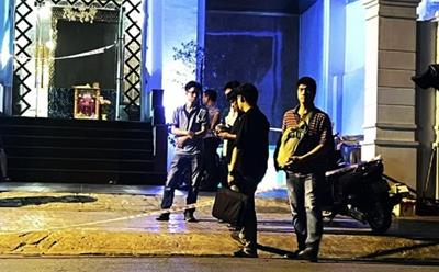 Bắt nghi phạm "lưỡn" nhân viên quán karaoke "radi mãi mãi" ở TP.HCM