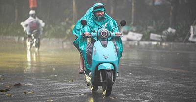 Dự báo thời tiết ngày 28/3: TP.HCM nắng nóng cực bộ, Hà Nội mưa phùn và sương mù