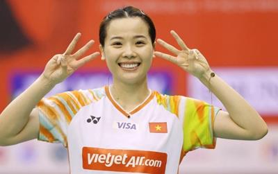 Nguyễn Thùy Linh ngược dòng vào tứ kết giải cầu lông trên đất Canada