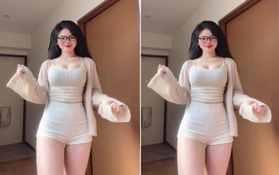 Full Clip Hot 18+ Siêu Phẩm Em Idol Tiktok Carrot vừa nhảy vừa khoe hàng múp rụp