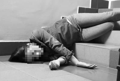 Cô gái 26 tuổi tử vong đột ngột sau bữa ăn, nguyên nhân đến từ thói quen khó bỏ