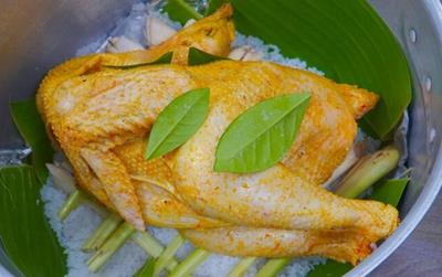 Cách làm gà ủ muối vừa ngon vừa sạch ngay tại nhà