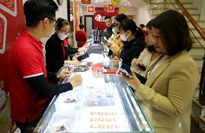 Giá vàng hôm nay 2/4/2025: Trong nước và thế giới tăng phá đỉnh 19 lần trong năm nay