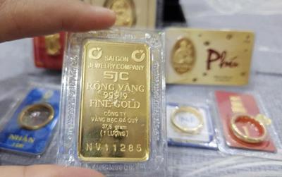 Giá vàng hôm nay (10/4): Giảm cực mạnh