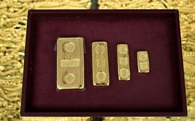 Giá vàng hôm nay trưa 14/5, Bất ngờ quay đầu giảm