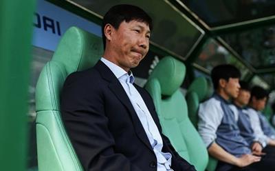 HLV Park Hang Seo bất ngờ khen ngợi tân HLV trưởng Đội Tuyển Việt Nam