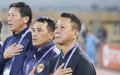 Đánh rơi chiến thắng ở phút 97, HLV đội Quảng Nam bức xúc công tác trọng tài