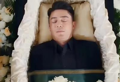 Hình ảnh gây xôn xao của Hoắc Kiến Hoa