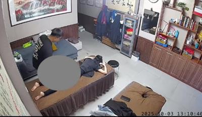 Cái nghề nó bạc!