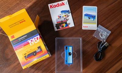 Hãng máy ảnh chơi chiêu ‘‘bóc túi mù’’