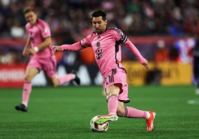 Messi tiếp tục thăng hoa ở MLS, Inter Miami thắng ngược New England