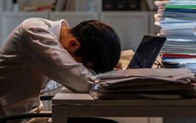 Cái chết của gia sư trẻ gây xôn xao mạng xã hội Trung Quốc