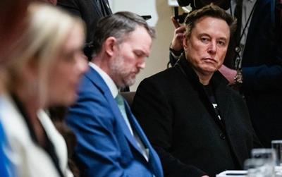 Elon Musk đã sai hay đã đi lệch hướng?