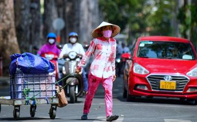 Thời tiết TP.HCM hôm nay nắng nóng, nền nhiệt cao nhất 35 độ C