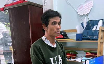 Bắt người đàn ông cầm dao khống chế nhân viên công ty tài chính để cướp