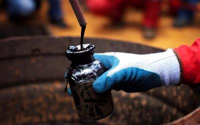 Giá xăng dầu hôm nay 18/4/2024: Chưa ngừng đà giảm