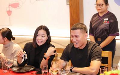 Đường trở thành ông chủ của cậu bé nơi xó chợ