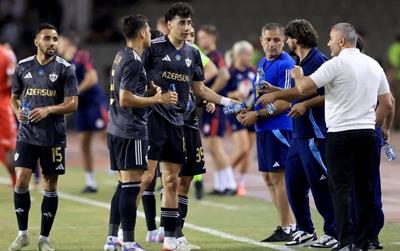 Nhận định bóng đá Qarabag vs Ferencvaros 23h45 ngày 27/8: Khách không có hy vọng thắng