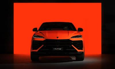 Ngắm chi tiết siêu xe SUV lai điện đầu tiên của Lamborghini sắp về Việt Nam