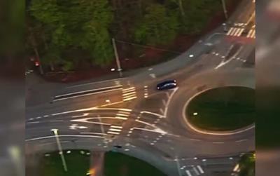 Clip: Màn rượt đuổi kịch tính hơn phim hành động của cảnh sát tài xế ô tô