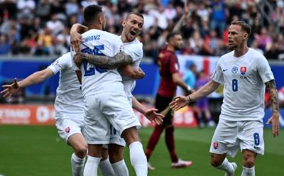 Tỉ lệ bàn thắng, góc và thẻ phạt Slovakia vs Romania, 23h00 ngày 26/06