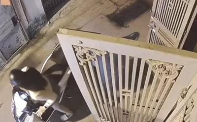 Căng ở Hà Nội: Cô gái la hét cầu cứu trong đêm