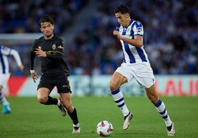 Nhận định, dự đoán Valencia vs Real Sociedad (03h00 ngày 20/1): Niềm tin vụt mất