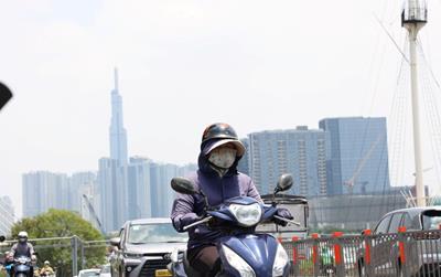 Dự báo thời tiết ngày 13/4: Cả nước nắng nóng gay gắt, cảnh báo dông lốc nguy hiểm