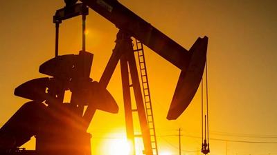 Giá xăng dầu hôm nay 17/1: Thế giới tăng trở lại