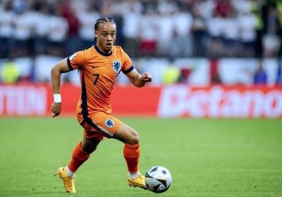 M.U Có Vũ Khí "Bí Mật" Để Ký Hợp Đồng Với Xavi Simons