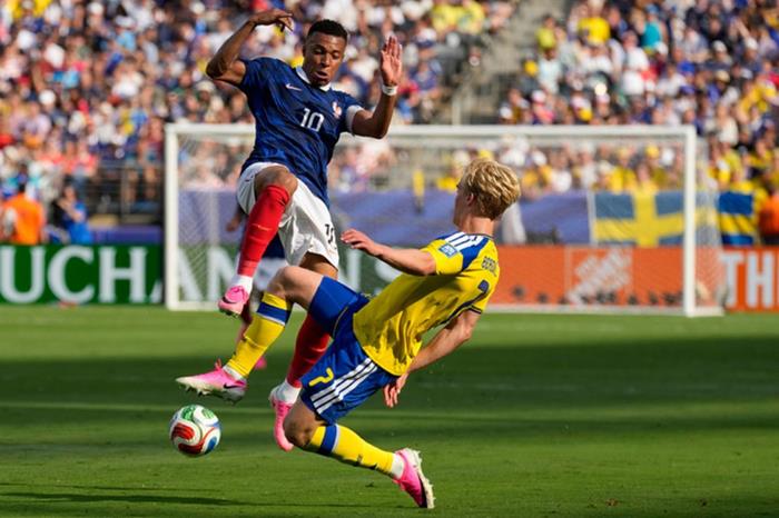 Mbappe lập cú đúp, Pháp hạ Thụy Điển 3-0 ở World Cup 2026