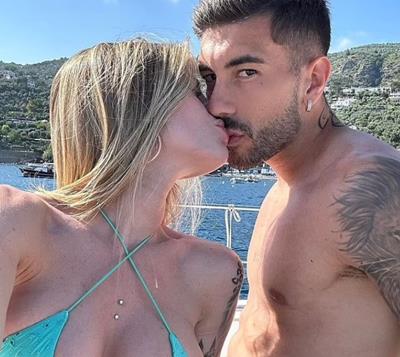 Siêu Dự Bị Tuyển Ý và Chuyện Tình Rắc Rối: bị đồn "đổ vỏ" cho đồng đội