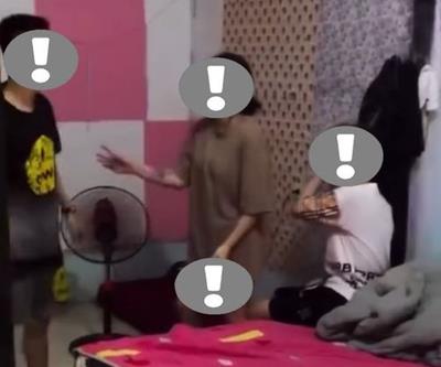 Áo trắng cho ngày chẵn, áo đen cho ngày lẻ, vậy mà áo đen lại nhầm lịch