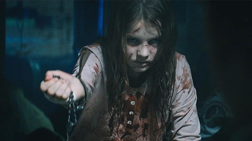 Ảnh ma cà rồng kinh dị