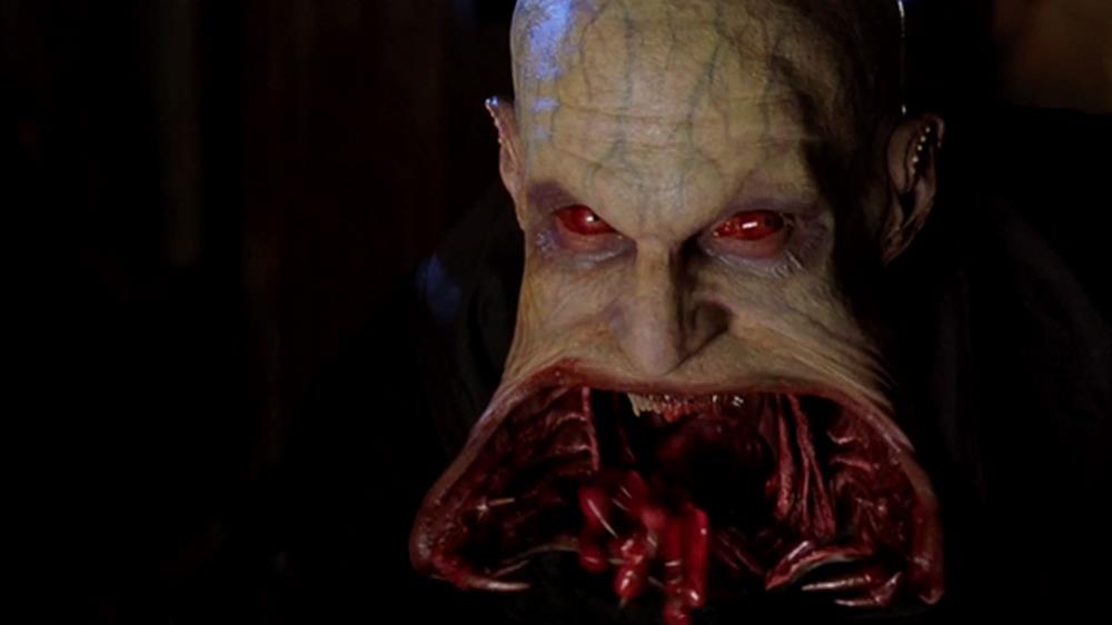 Ảnh ma cà rồng kinh dị đáng sợ