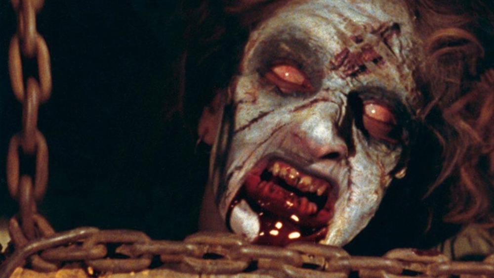 Ảnh ma kinh dị máu me ám ảnh