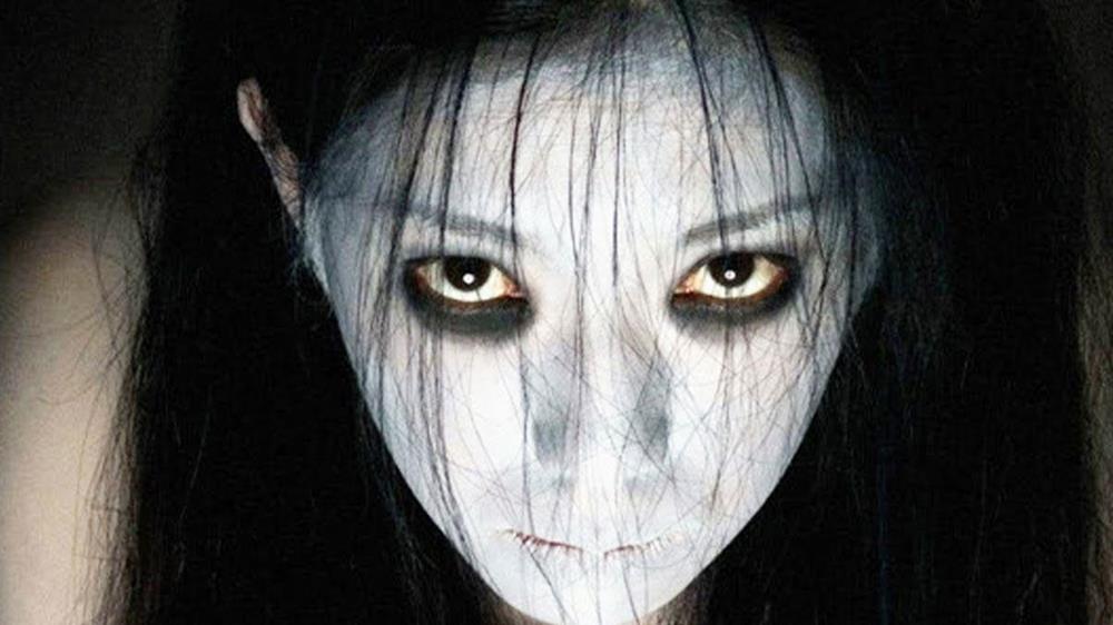 Ảnh ma kinh dị ám ảnh