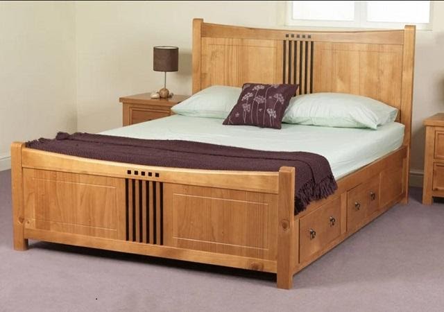 Nên sử dụng giường ngủ bằng gỗ